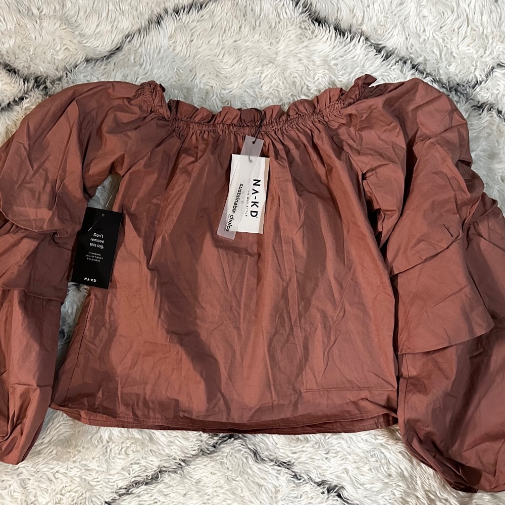 NWT NA-KD.com Organic Flounce Off Shoulder Blouse in Pink